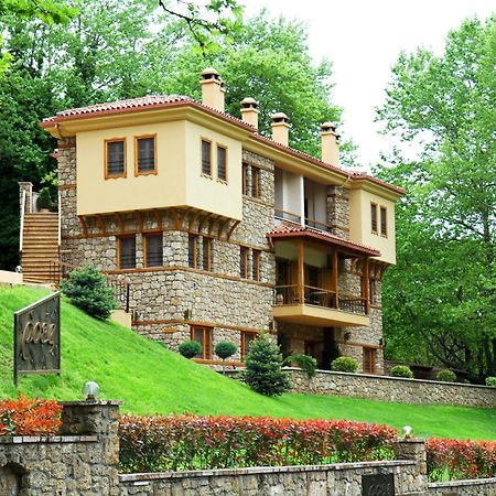 Roes Suites Káto Loutrákion Екстериор снимка