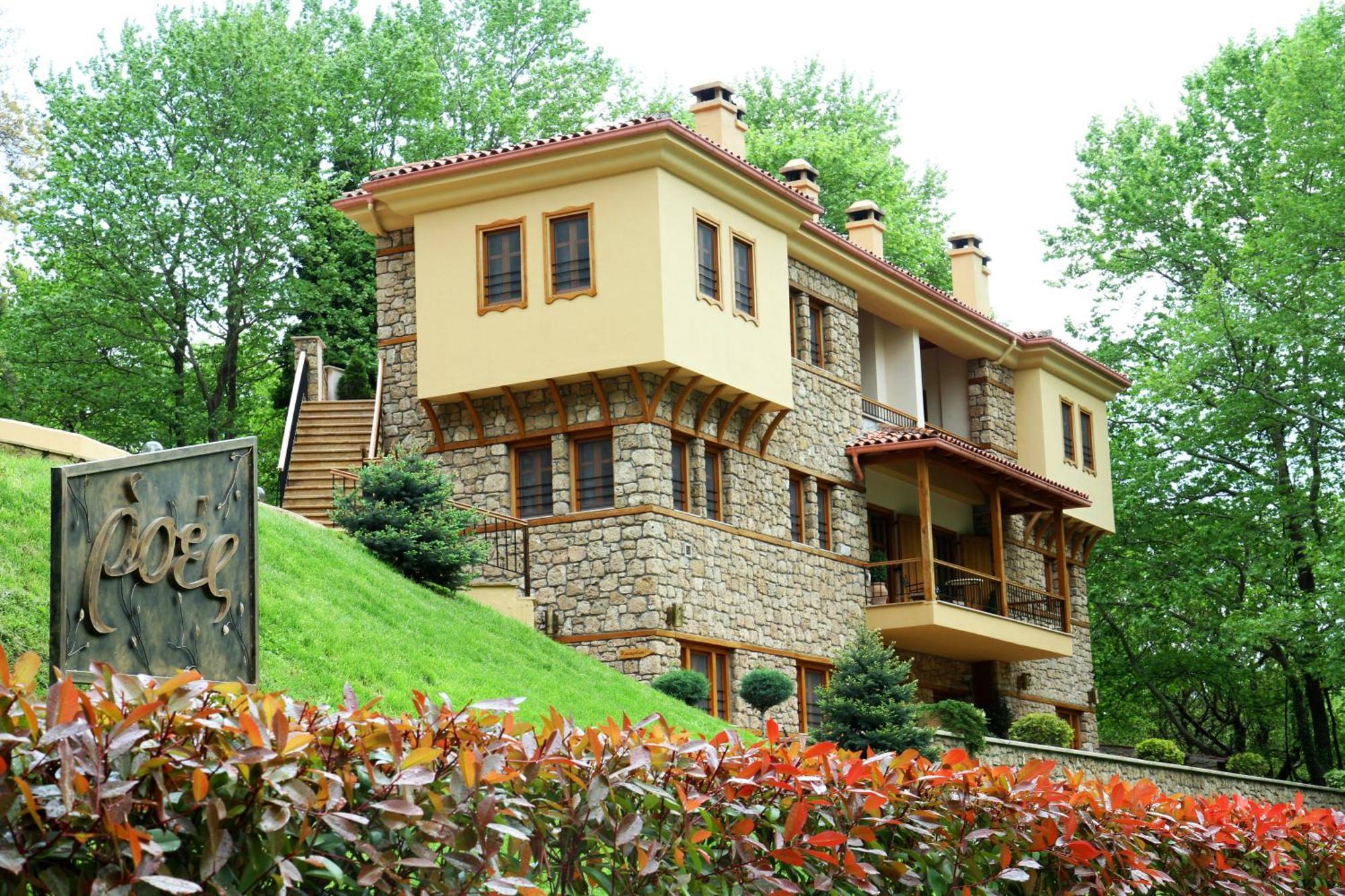 Roes Suites Káto Loutrákion Екстериор снимка