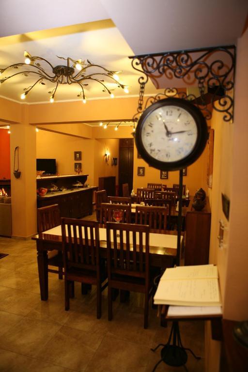 Roes Suites Káto Loutrákion Екстериор снимка